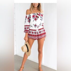Revolve Cute Floral Romper Size S